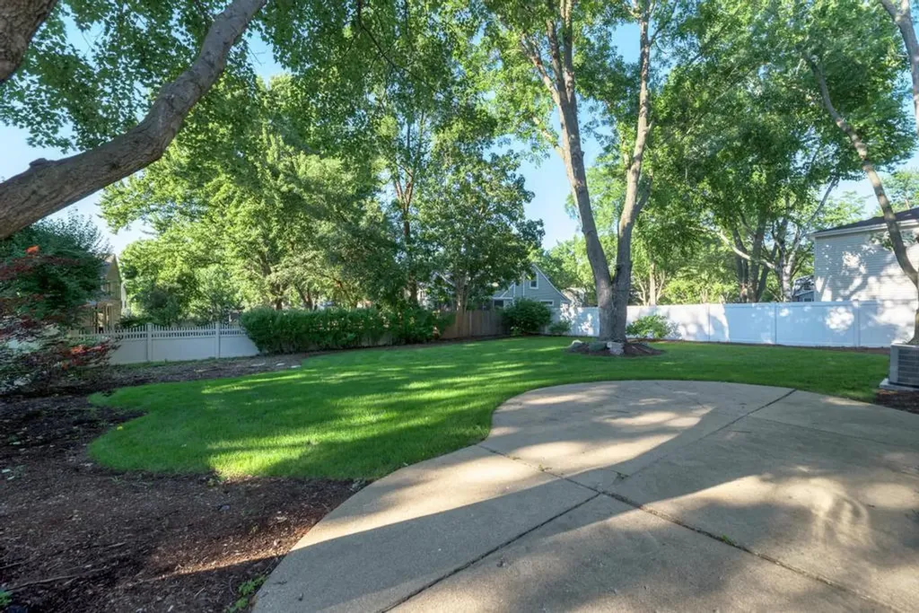 1249 Stonegate Road Naperville IL 60540