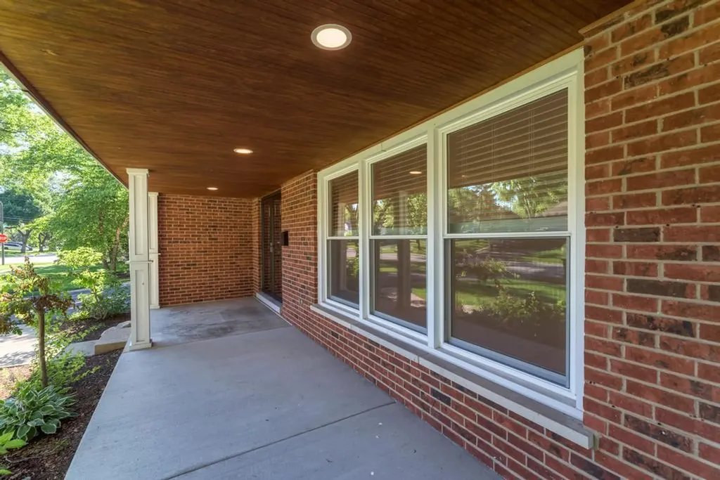 1249 Stonegate Road Naperville IL 60540
