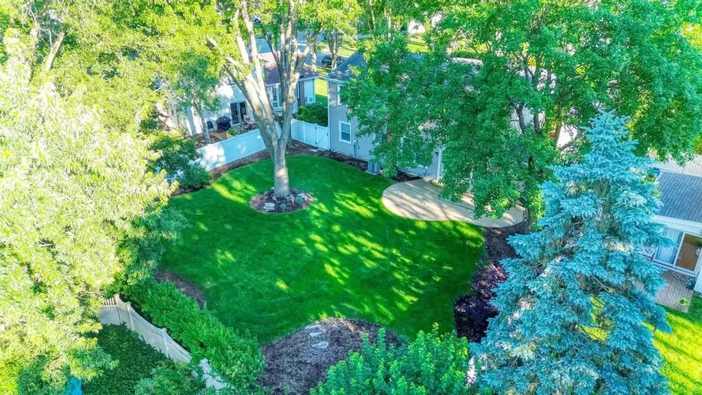 1249 Stonegate Road Naperville IL 60540