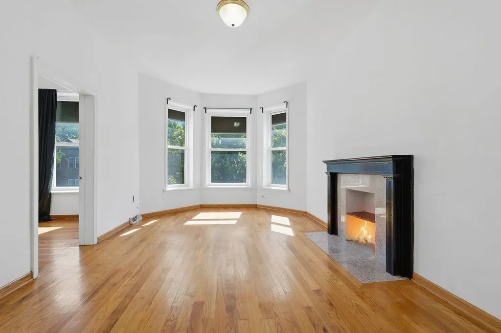 4522 South Union Avenue Chicago IL 60609