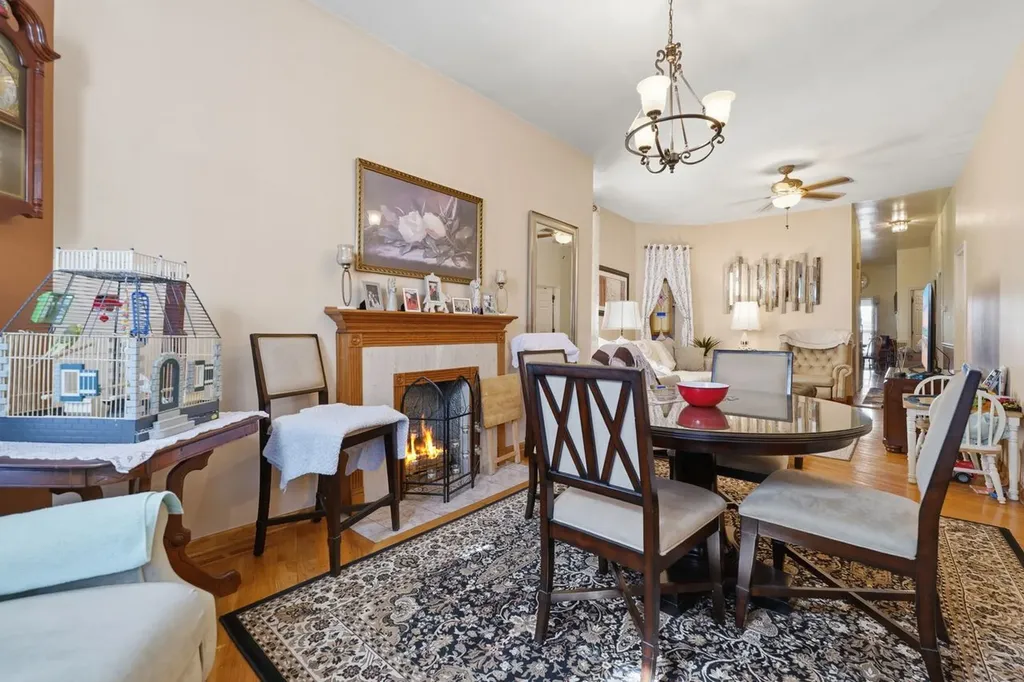 4522 South Union Avenue Chicago IL 60609