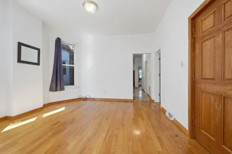 4522 South Union Avenue Chicago IL 60609