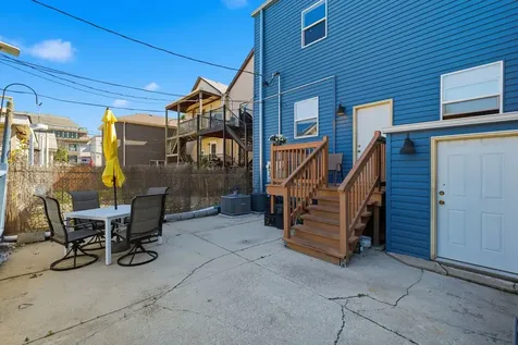 4522 South Union Avenue Chicago IL 60609