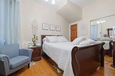 4522 South Union Avenue Chicago IL 60609