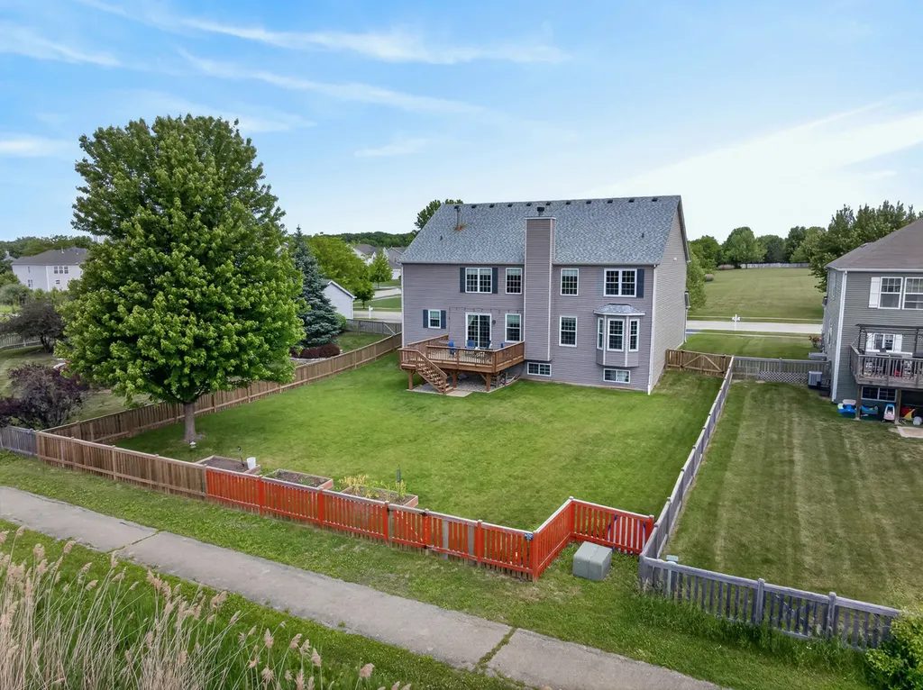 1124 Ashlyn Lane Antioch IL 60002