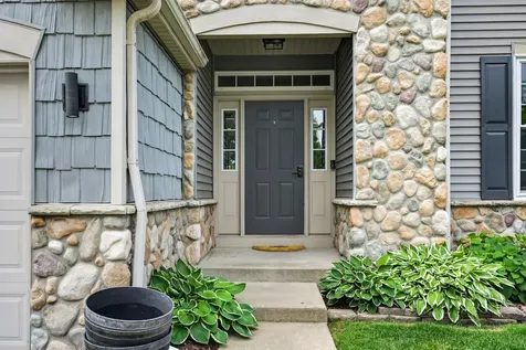 1124 Ashlyn Lane Antioch IL 60002