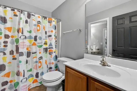1124 Ashlyn Lane Antioch IL 60002