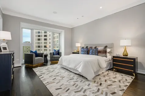 77 East Walton Street Chicago IL 60611