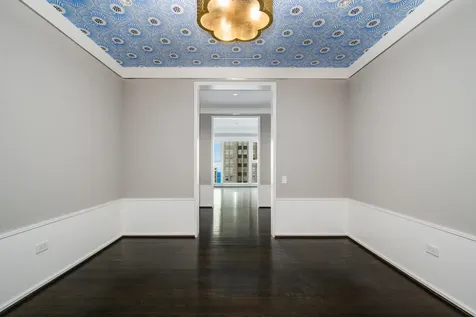 77 East Walton Street Chicago IL 60611