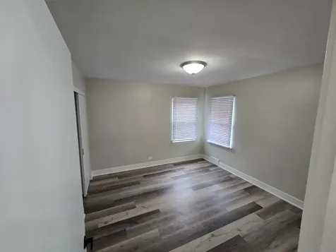 5522 Pershing Avenue Downers Grove IL 60515