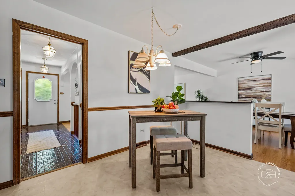 18W088 Claremont Drive Darien IL 60561
