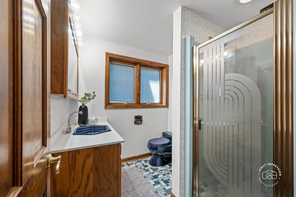 18W088 Claremont Drive Darien IL 60561
