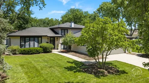 18W088 Claremont Drive Darien IL 60561