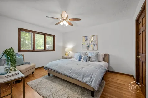 18W088 Claremont Drive Darien IL 60561
