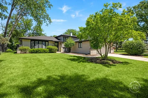 18W088 Claremont Drive Darien IL 60561