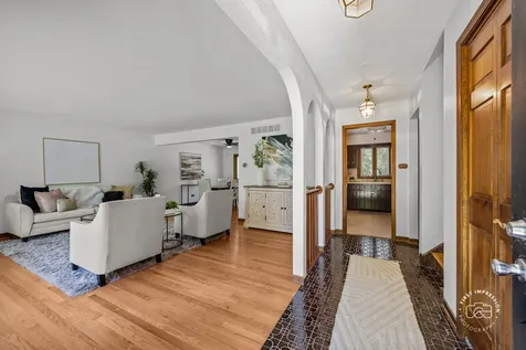 18W088 Claremont Drive Darien IL 60561