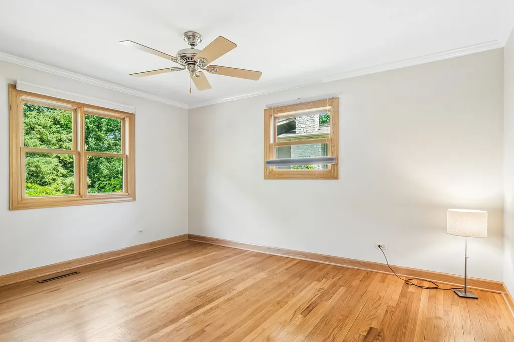 255 West Lane Lake Zurich IL 60047