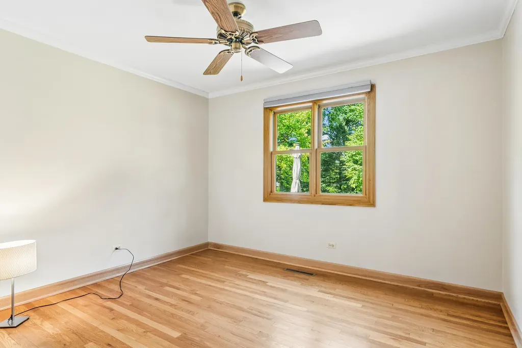 255 West Lane Lake Zurich IL 60047