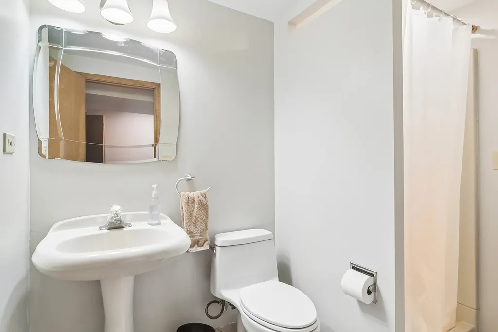 255 West Lane Lake Zurich IL 60047