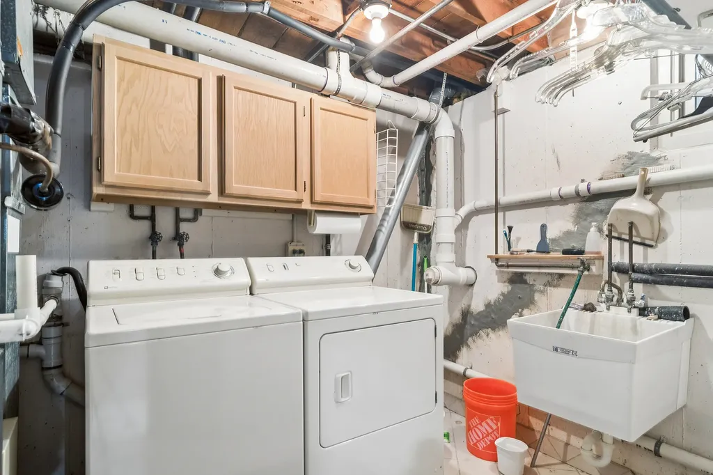 255 West Lane Lake Zurich IL 60047