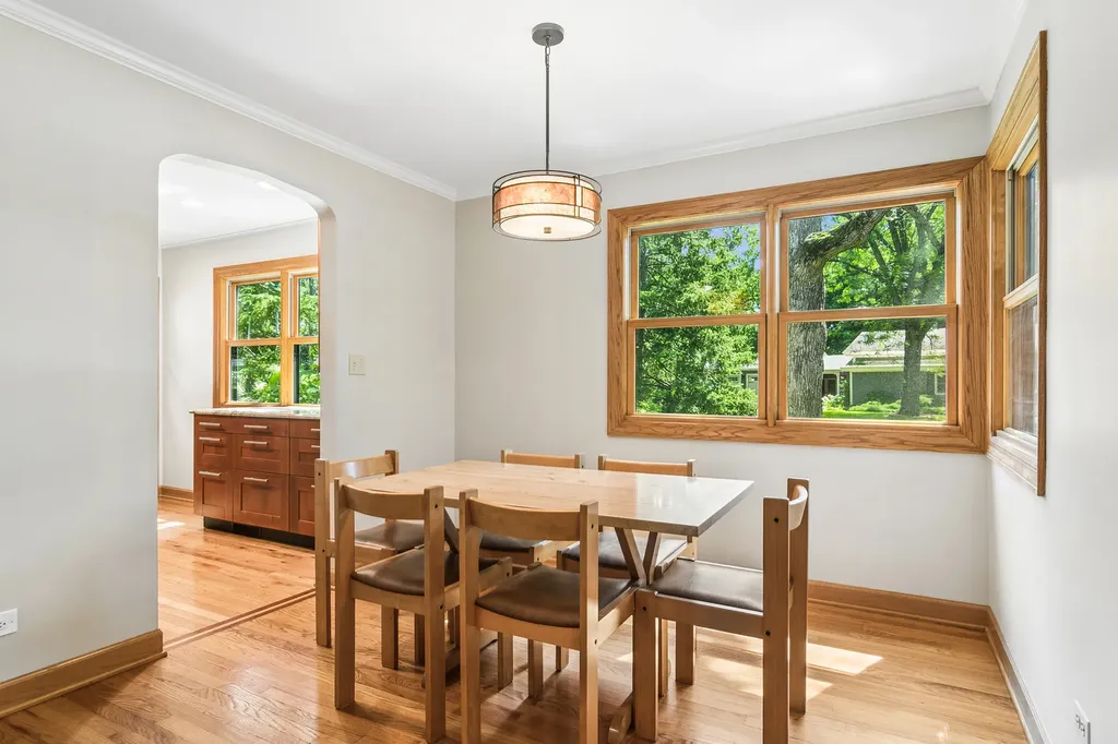 255 West Lane Lake Zurich IL 60047