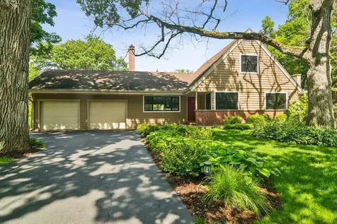 255 West Lane Lake Zurich IL 60047