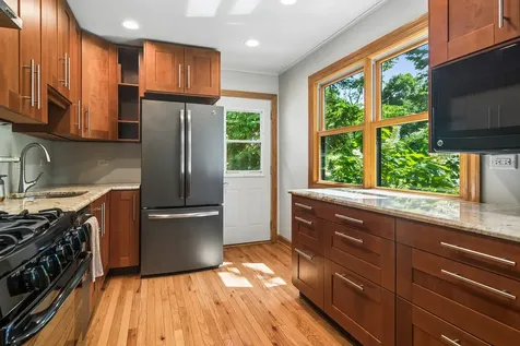 255 West Lane Lake Zurich IL 60047