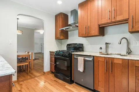 255 West Lane Lake Zurich IL 60047