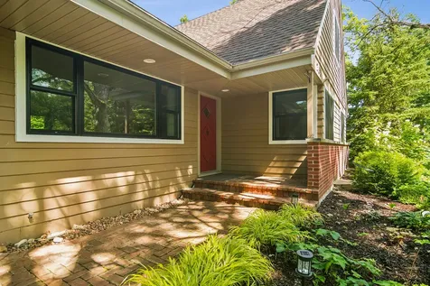 255 West Lane Lake Zurich IL 60047