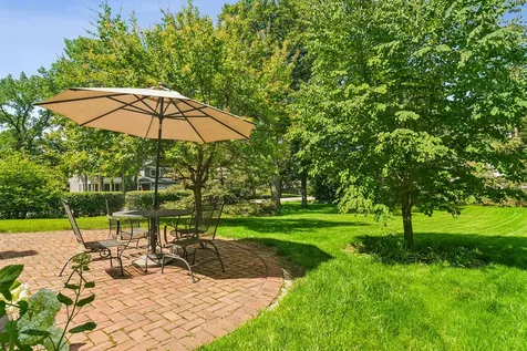 255 West Lane Lake Zurich IL 60047
