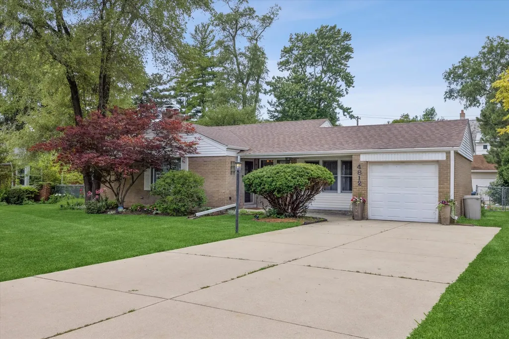 4812 Wolf Road Western Springs IL 60558