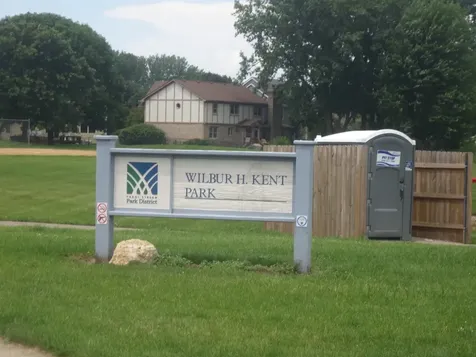 1051 Rockport Drive Carol Stream IL 60188