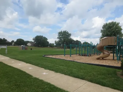 1051 Rockport Drive Carol Stream IL 60188