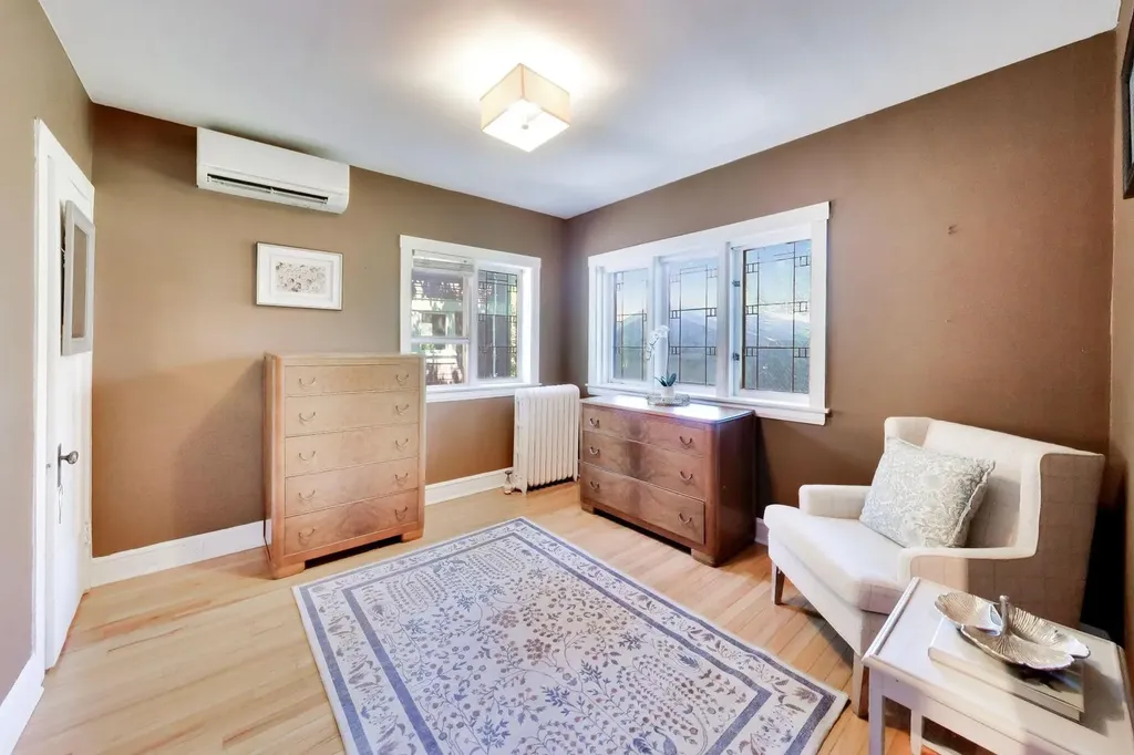 322 Oak Circle Wilmette IL 60091