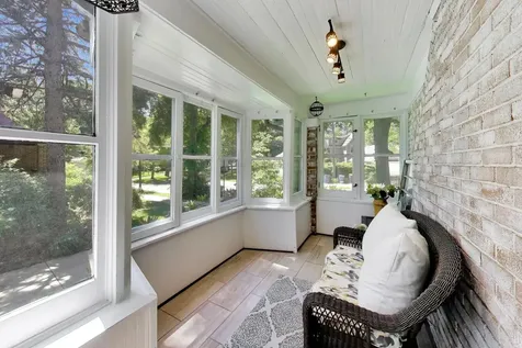 322 Oak Circle Wilmette IL 60091