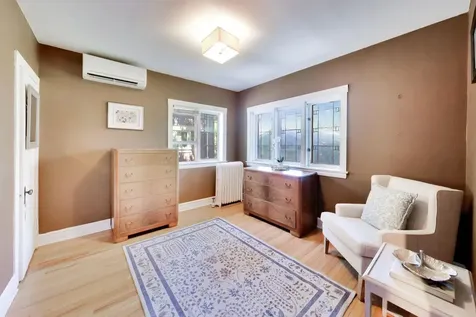 322 Oak Circle Wilmette IL 60091