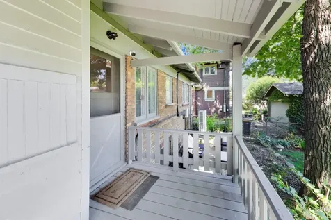 322 Oak Circle Wilmette IL 60091