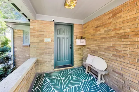 322 Oak Circle Wilmette IL 60091