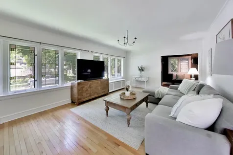 322 Oak Circle Wilmette IL 60091