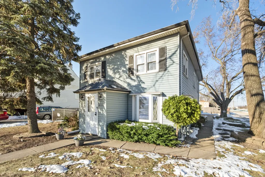 7000 West 74th Street Chicago IL 60638