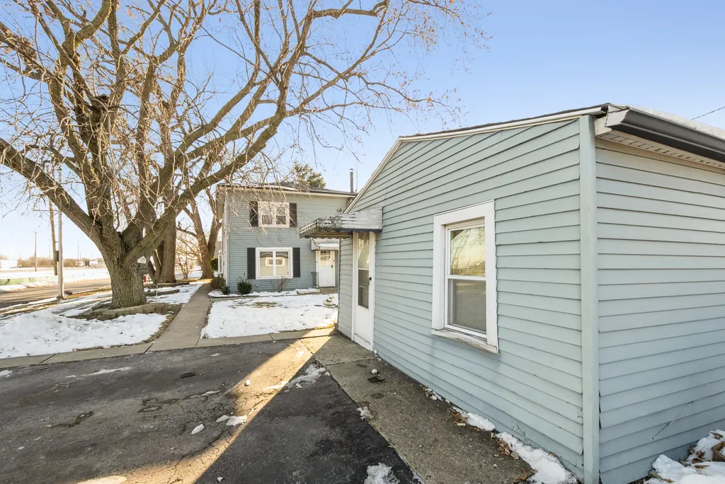7000 West 74th Street Chicago IL 60638