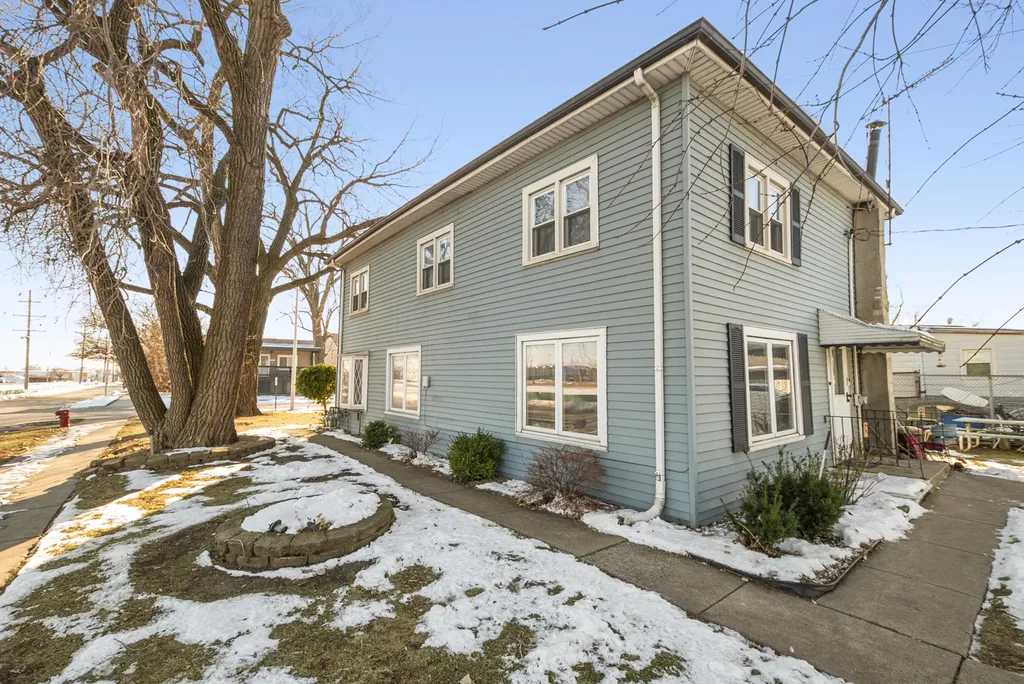 7000 West 74th Street Chicago IL 60638