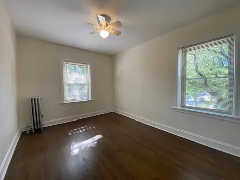 5230 North Rockwell Street Chicago IL 60625