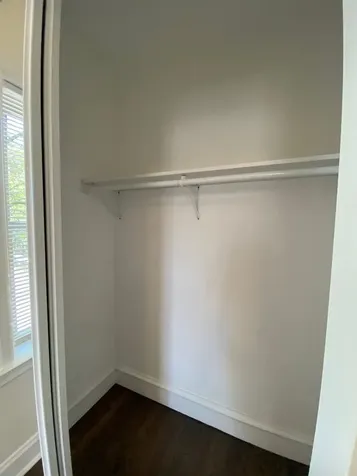5230 North Rockwell Street Chicago IL 60625