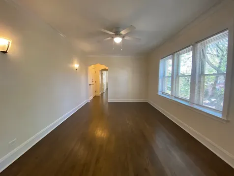 5230 North Rockwell Street Chicago IL 60625