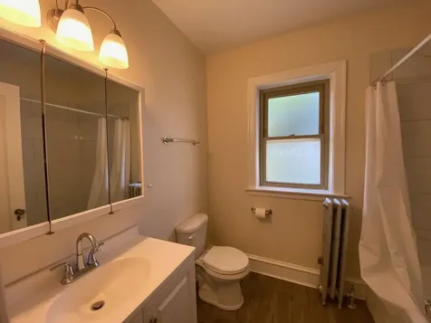 5230 North Rockwell Street Chicago IL 60625
