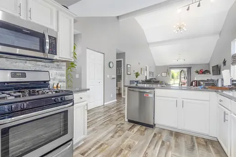 26321 South Magnolia Lane Channahon IL 60410