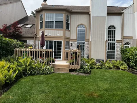200 West Fox Hill Drive Buffalo Grove IL 60089