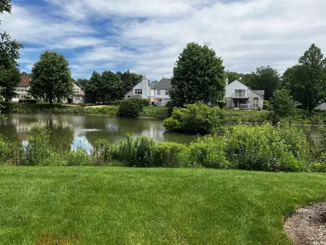 200 West Fox Hill Drive Buffalo Grove IL 60089