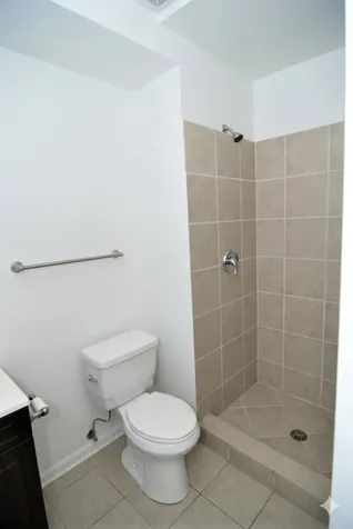 2065 West Jarvis Avenue Chicago IL 60645